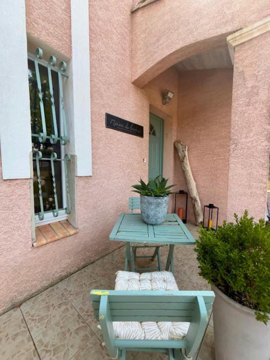 Le Mas Victoria - Chambres D'Hotes Avec Table D'Hotes-Parking Prive Ferme 卡尔卡松 外观 照片